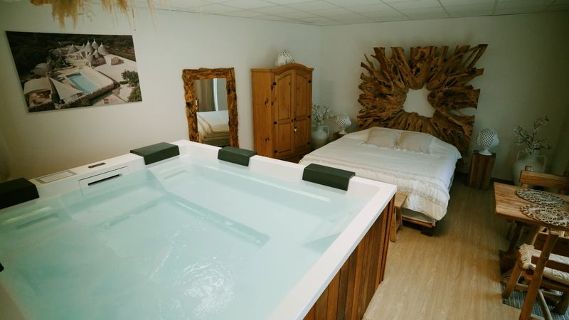 La Suite Riposo et son jacuzzi privatif